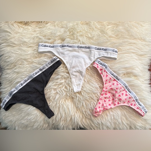 Calvin Klein Thong Panty 3 Piece Set M/S - Picture 2 of 5